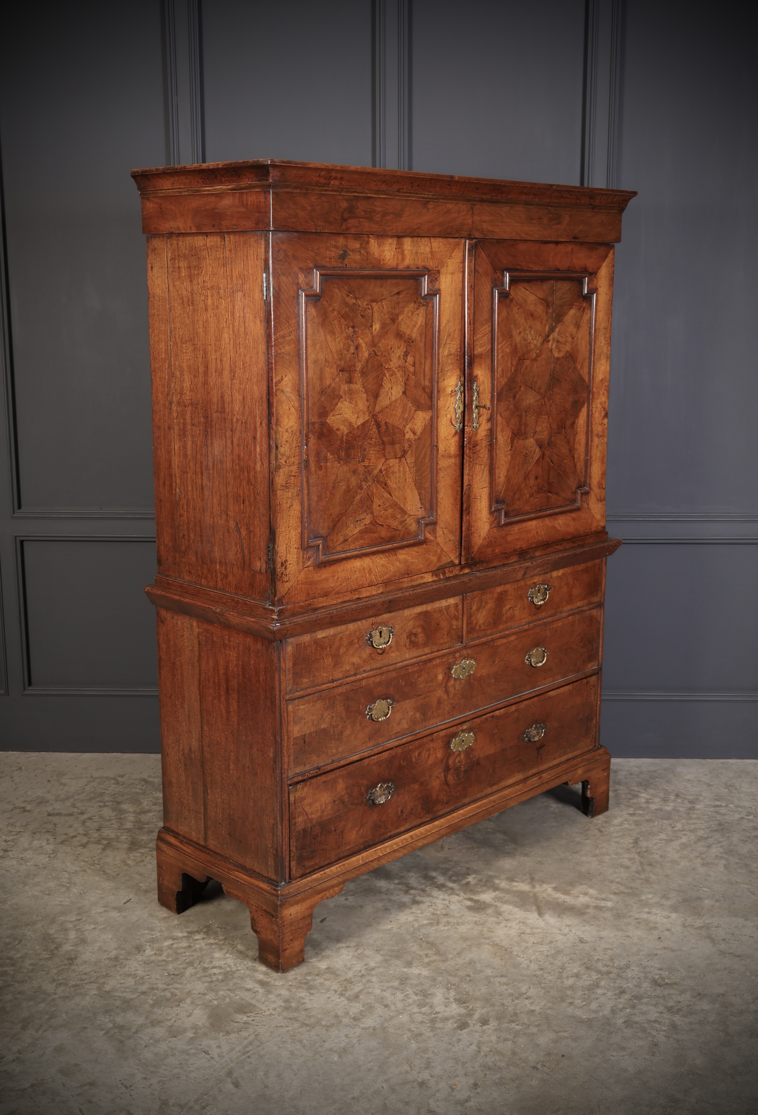 Queen Anne Walnut Hall Cupboard - Image 2